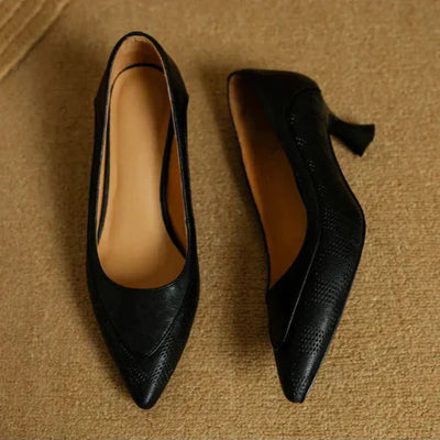 Fiona™ | Chic Pointed Pumps
