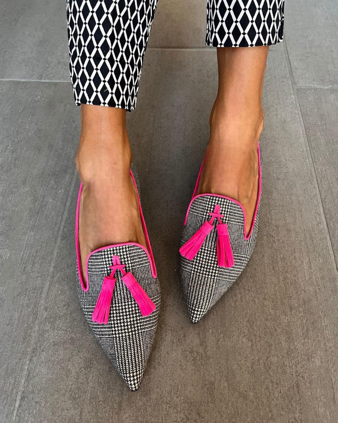 Renee™ | Pointed Fluo Loafer