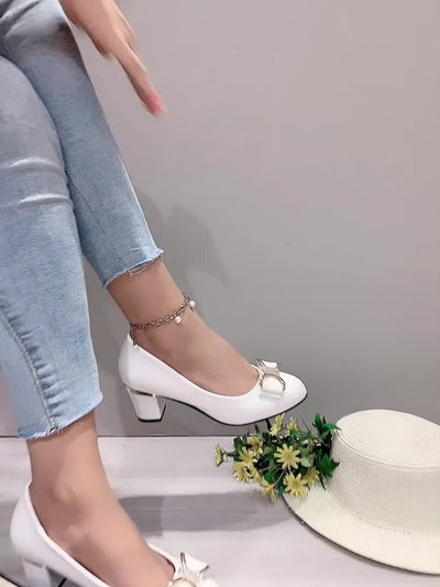 Selina™ | Low-Heeled Pumps