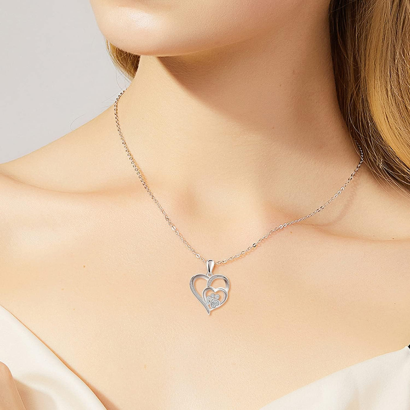 Aurielle™ | Paw Heart Pendant Necklace