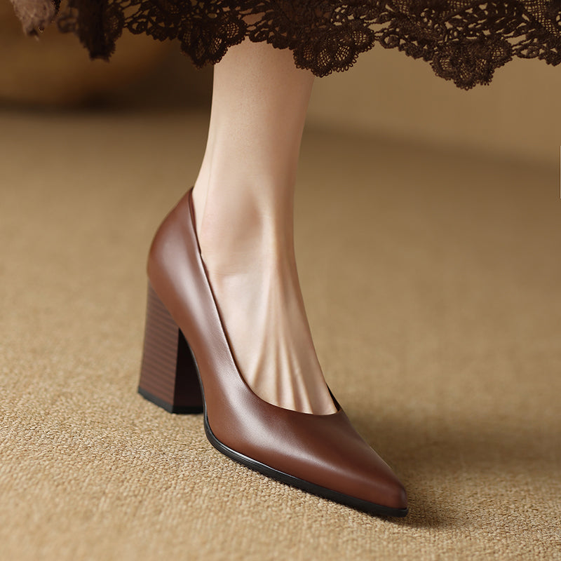 Verona™ | Chic Pointed Pumps
