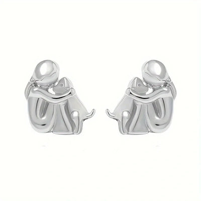 Alora™ | Hug Earrings