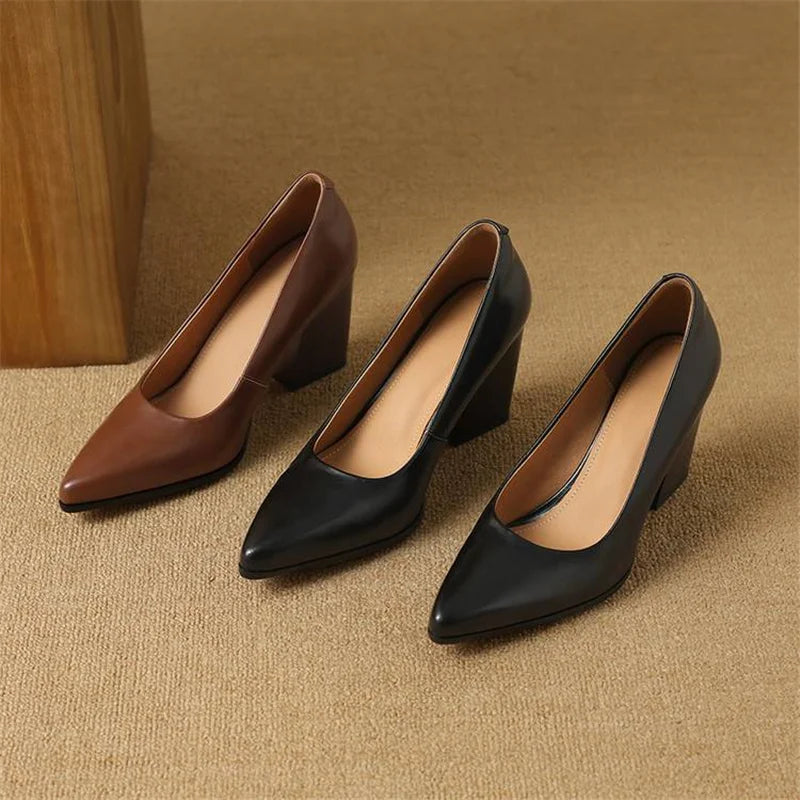 Verona™ | Chic Pointed Pumps