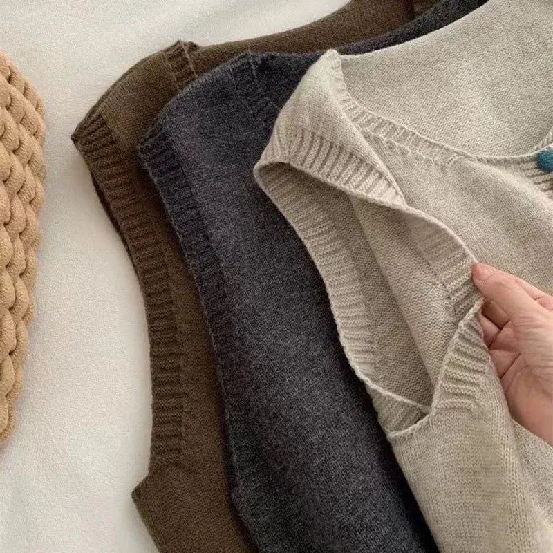 Dahlia™ | Color-Button Knit Vest