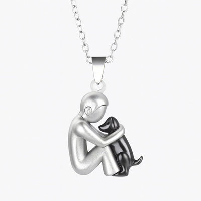 Alora™ | Hug Pendant Necklace